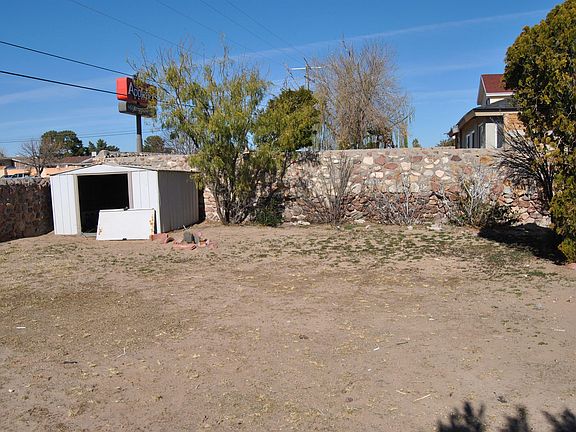 4th image of 829 Merriman Dr