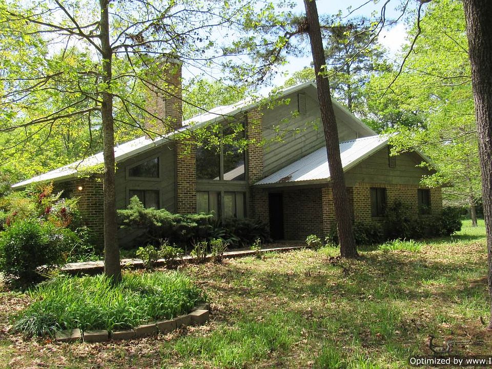 1st image of 851 Cypress Dr