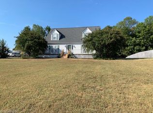1110 Sandy Cross Rd, Reidsville, NC 27320