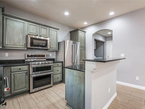 5th image of 9715 Skiers Chalet Ct