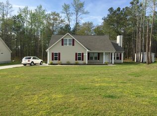 116 Farmgate Dr, Richlands, NC 28574