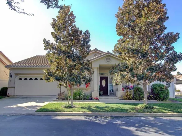 178 Little Johns Creek Dr, Oakdale, CA 95361