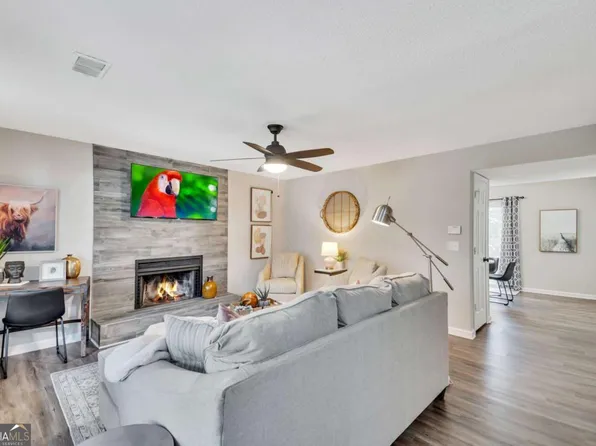 4521 Coopers Creek Cir SE, Smyrna, GA 30082