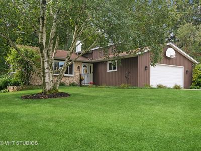 41W385 Crestwood Dr, Saint Charles, IL, 60175