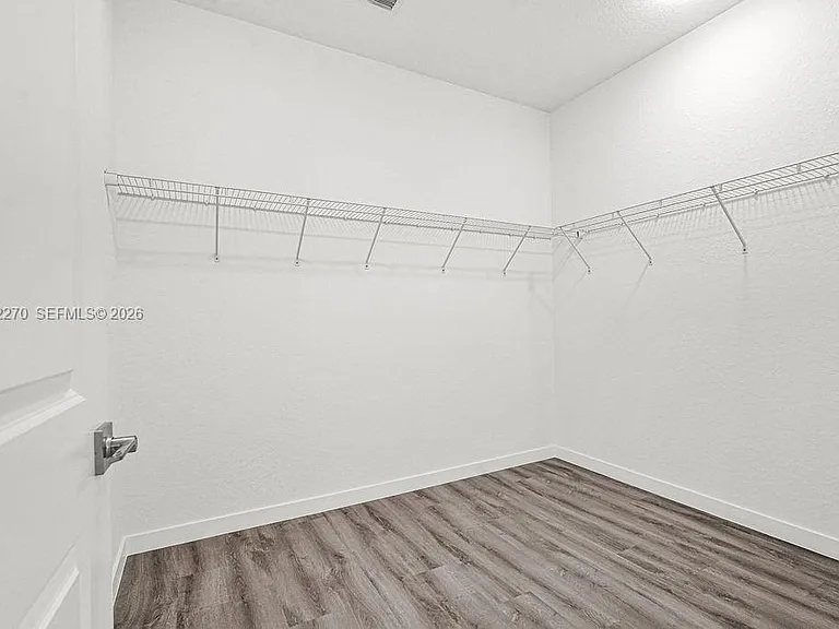 SW 125th Ave — Photo 16
