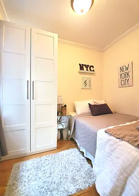 Rented by Compass | media 12