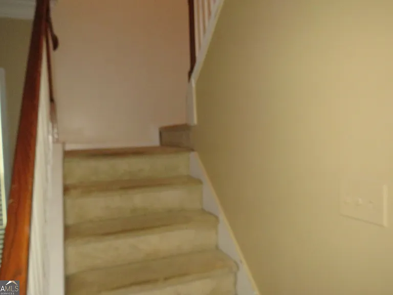 2718 Rocky Ct S — Photo 15