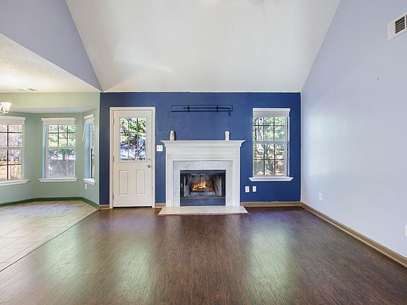4th image of 7000 Kingston Ln