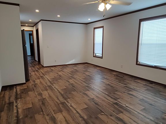4th image of 1 Shannon Dr #42