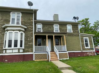 86 N 4th St #3, Aurora, IL 60505