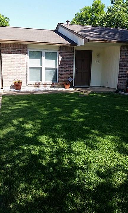 1st image of 610 Stonewall Dr