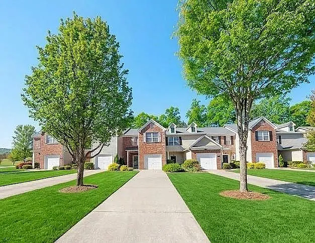 1587 River Main Ct — Photo 3