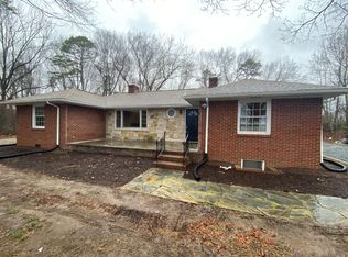 265 Butler Rd #A, Fredericksburg, VA 22405