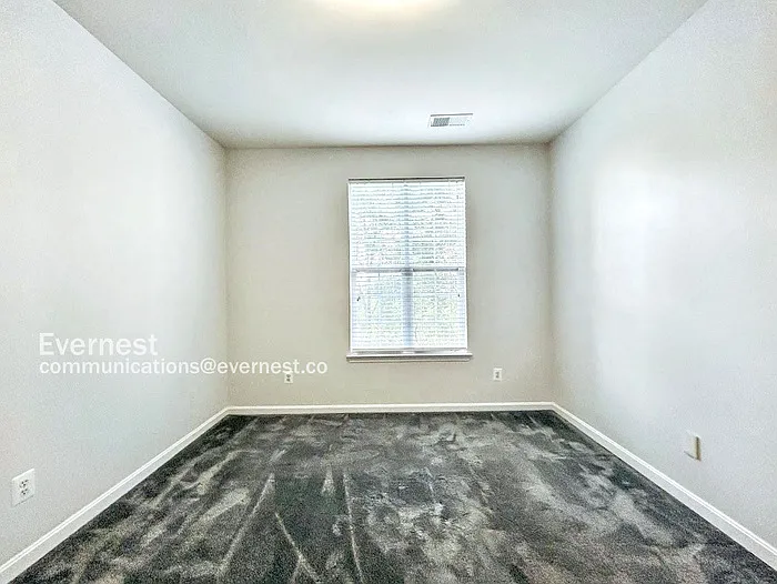 21197 McFadden Sq #203 — Photo 13