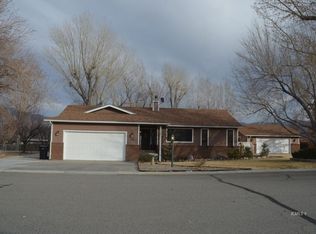 132 Mountain Rd, Big Pine, CA 93513