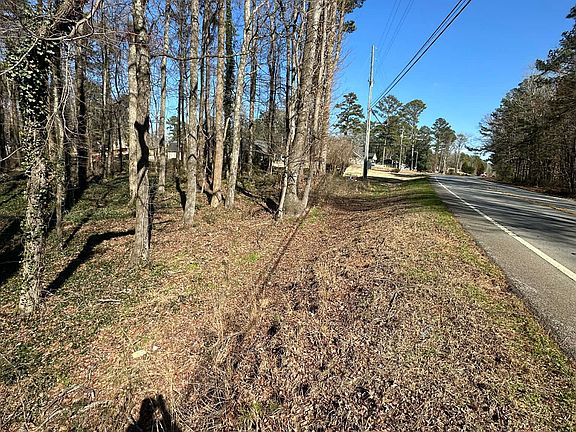 4th image of 2730 E 166th Hwy