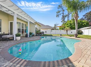 350 Southern Rose Dr, Jacksonville, FL 32225