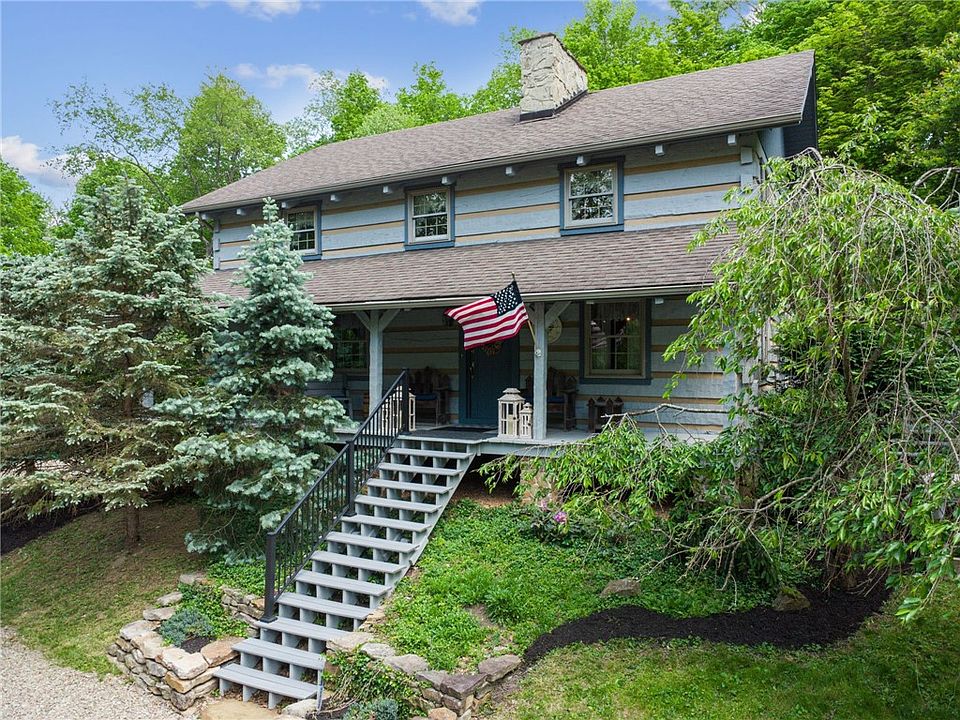 1st image of 24 McCullough Hill Rd