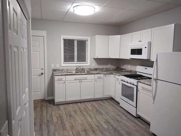 712 Champion St #1 — Photo 2