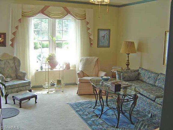 5th image of 4612 Lawndale Dr Unit B