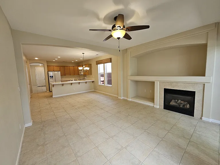 9355 Hummer Ct — Photo 3