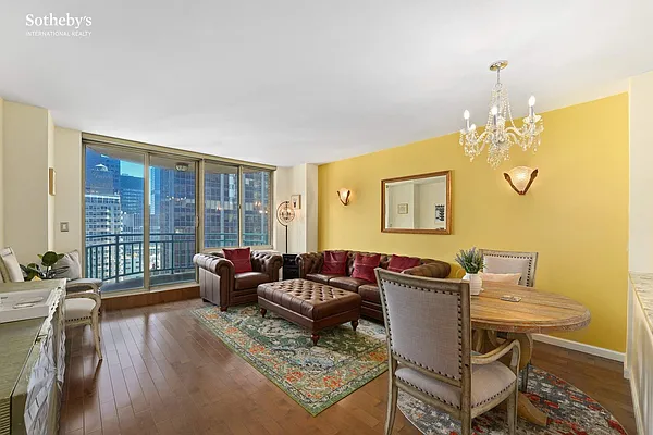 Sold by Sotheby's International Realty | media 1