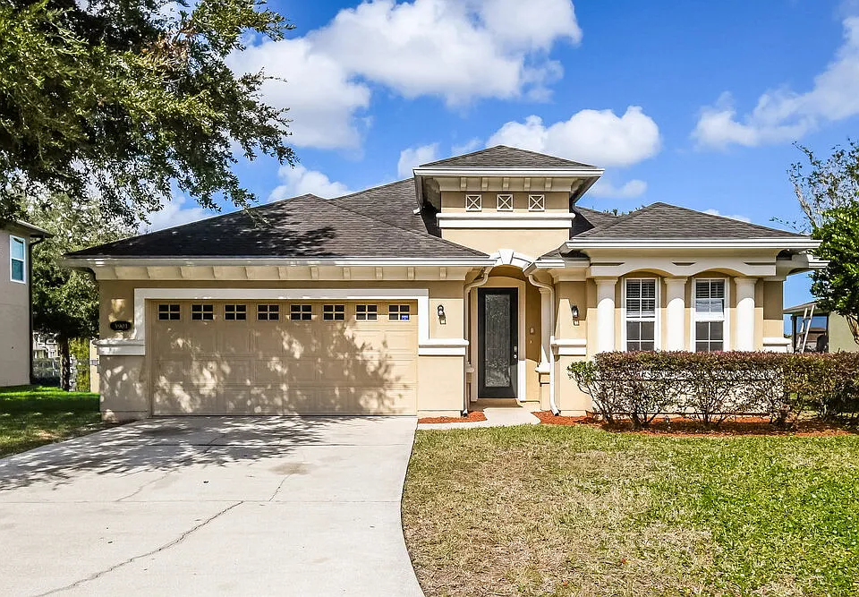 3901 Cedar Bluff Ln