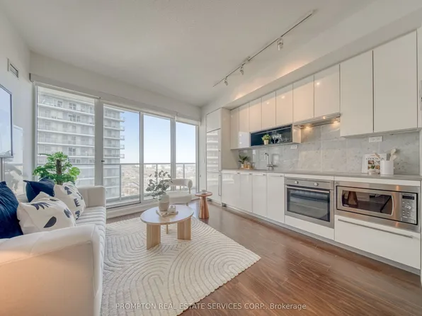 115 McMahon Dr #2507, Toronto, ON M2K 0C2