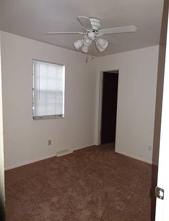 1 of 2 bdrms on main floor