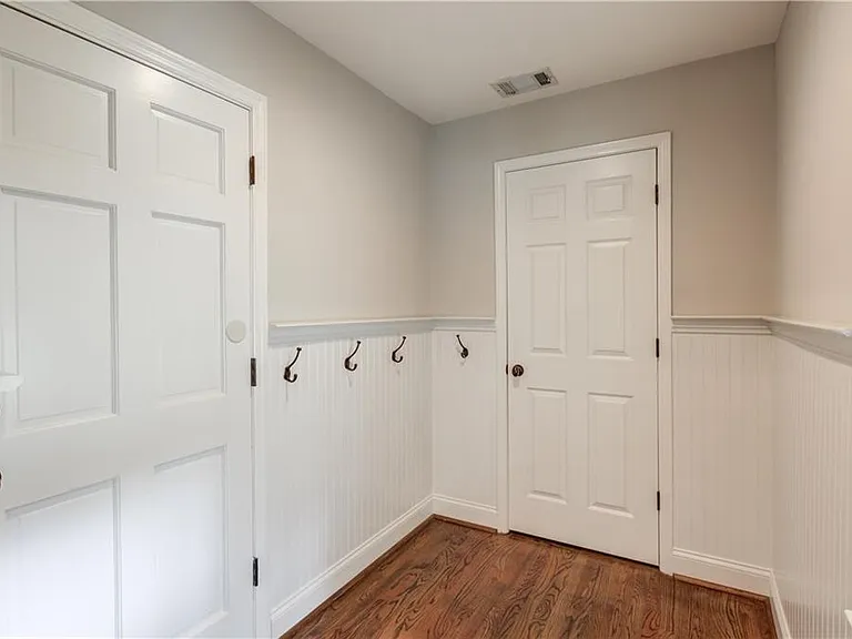 153 Lantern Ridge Ct — Photo 18