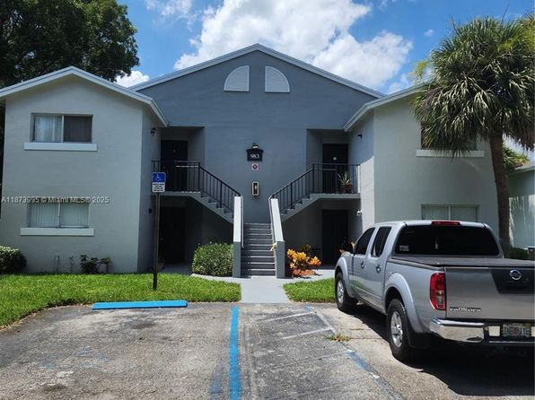 983 Lake Terry Dr APT C