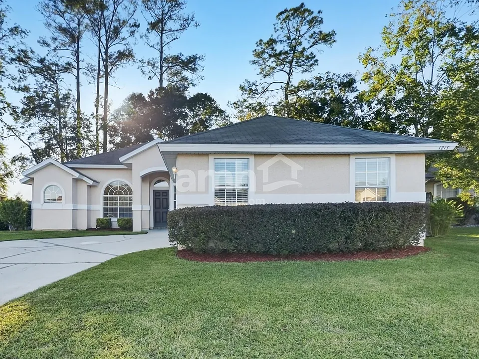 1215 Summer Springs Dr
