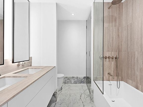 4th image of 429 Kent Ave #Townhouse 5