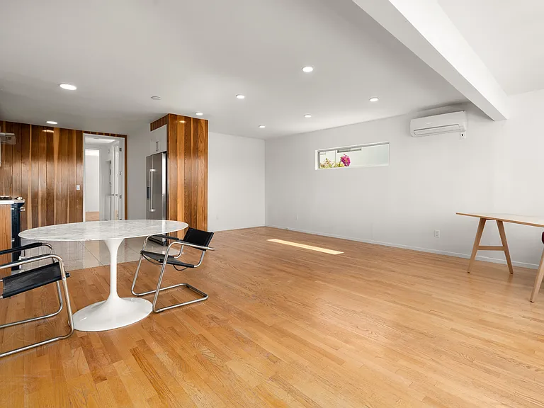 987 Manzanita St #2 — Photo 5
