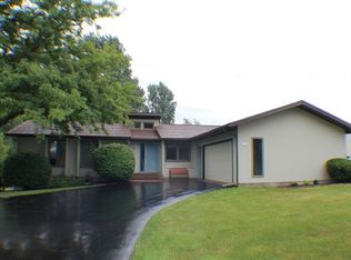 393 Bristol St, Canandaigua, NY 14424