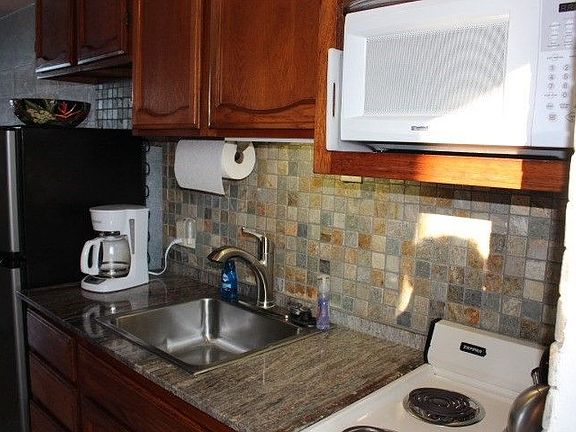 5th image of 77-6452 Alii Dr APT 212