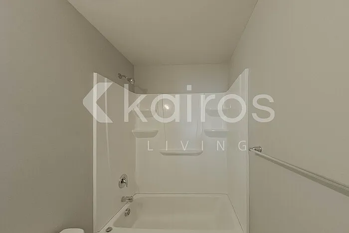 105 Kyles Dr — Photo 18