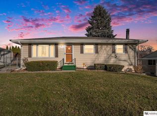 9426 Meredith Ave, Omaha, NE 68134