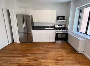 343 W 51st St APT 6A, New York, NY 10019