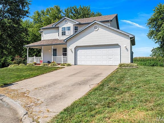 2nd image of 908 Amesbury Ct