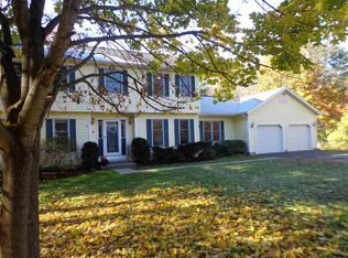 4 Pineridge Ct, Greenfield Center, NY 12833