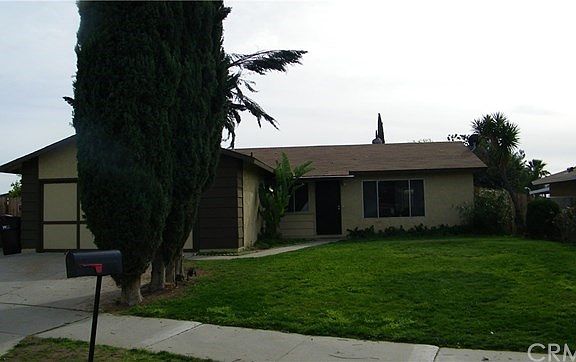3rd image of 24831 Redcliff Ct
