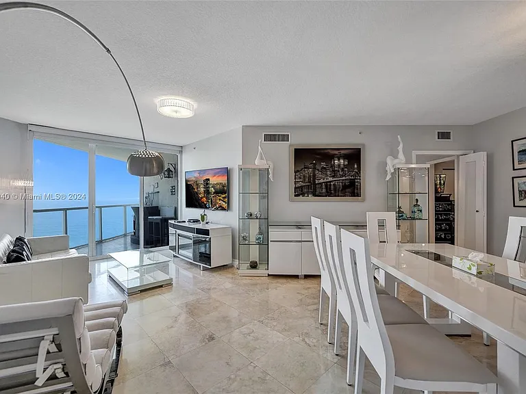 16699 Collins Ave #4106 — Photo 12
