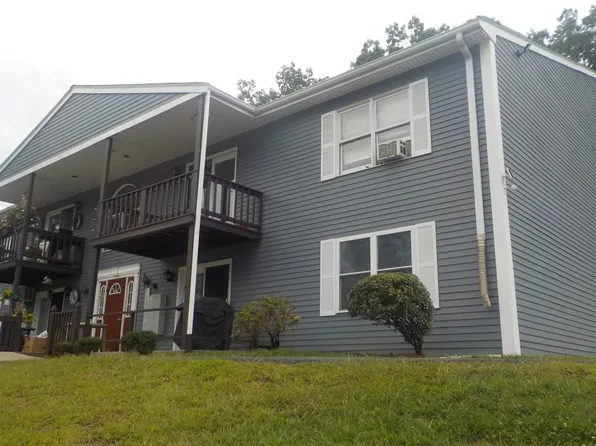 319 Privilege St, Woonsocket, RI 02895