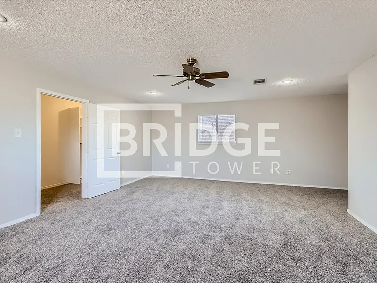106 Cedar View Dr — Photo 7