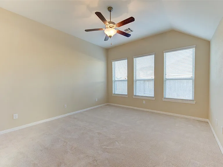 6519 Point Hollow Ln — Photo 40