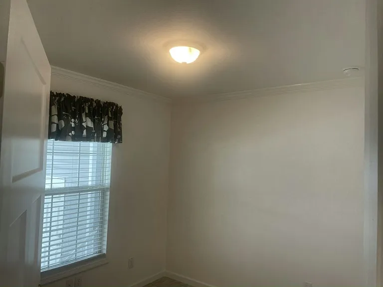 7431 44th Trl N #564 — Photo 11
