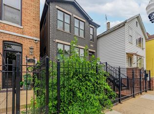 1750 W Cermak Rd, Chicago, IL 60608