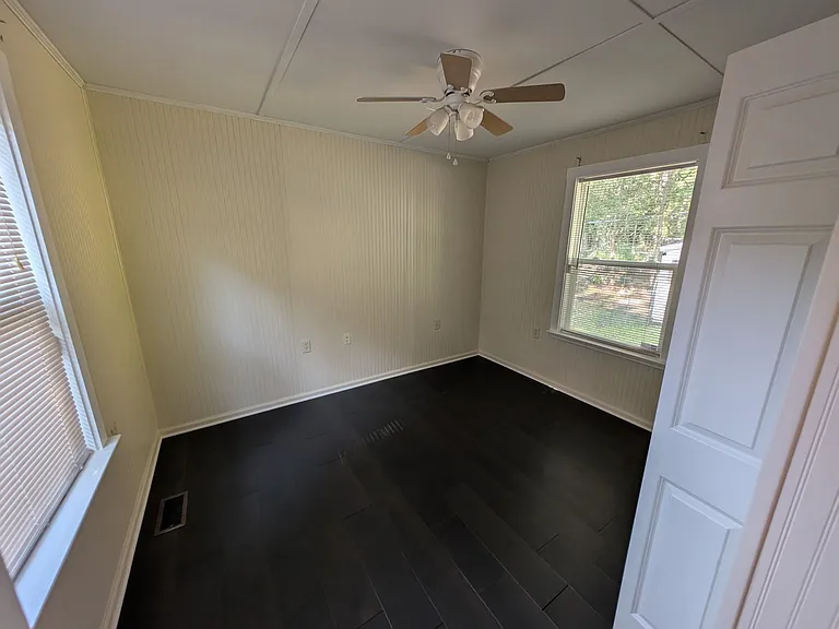 3307 Powell Dr — Photo 12