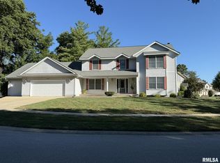 8033 Wilson Ter, Springfield, IL 62712